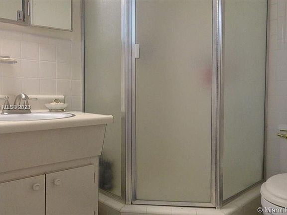 4th image of 1400 S 19th Ave APT 8