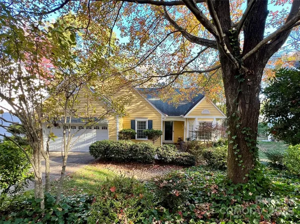 4729 Beech Crest Pl, Charlotte, NC 28269