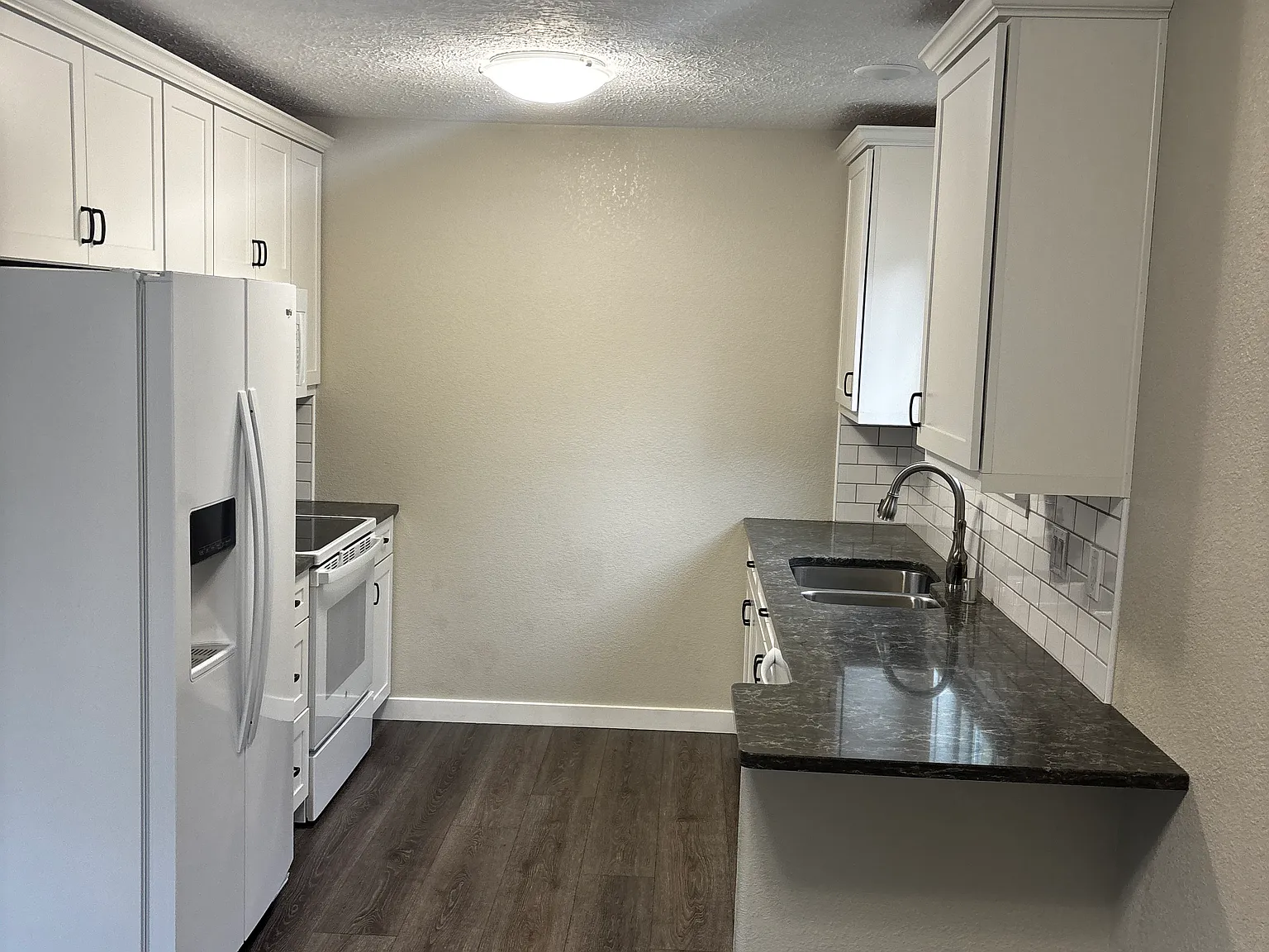 2 bed, 1100 sqft, $1,750 — Photo 4