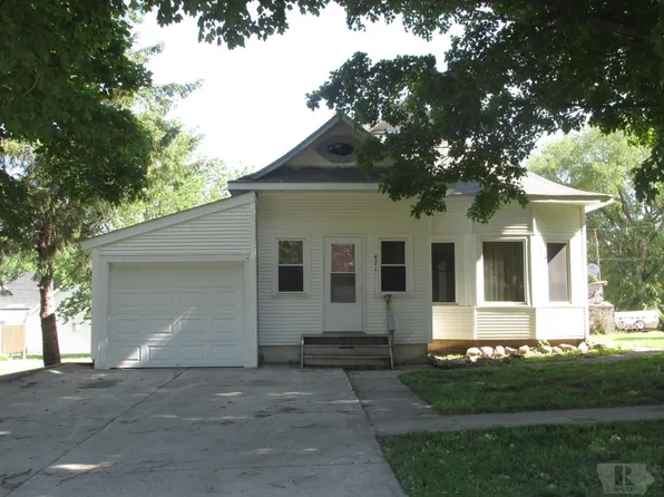 421 2nd Ave, Manilla, IA 51454