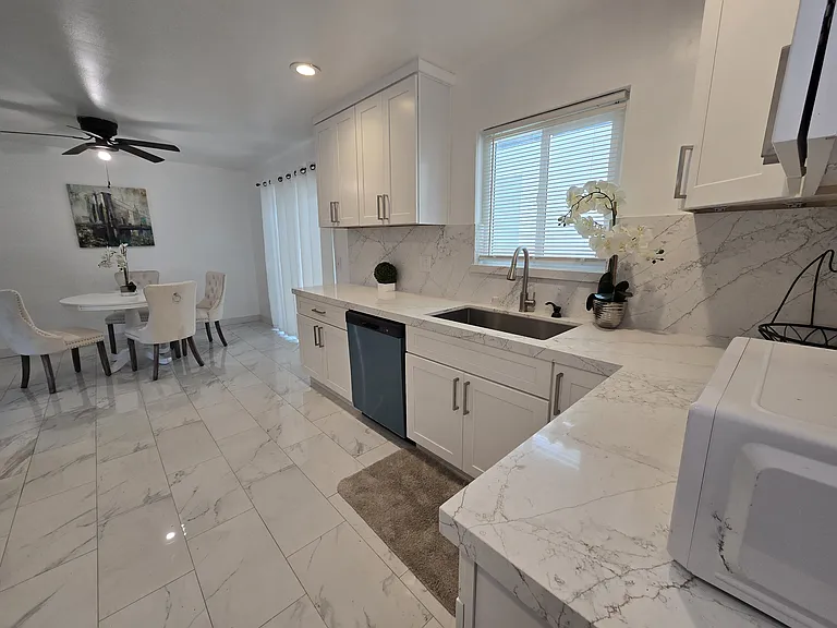15071 Eden St — Photo 1