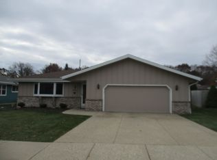 4327 88th Pl, Kenosha, WI 53142