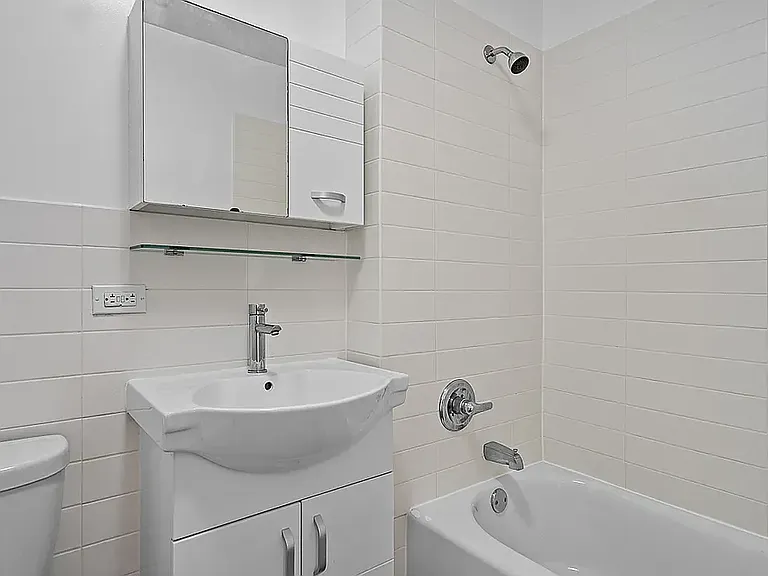 620 W 143rd St #A — Photo 9