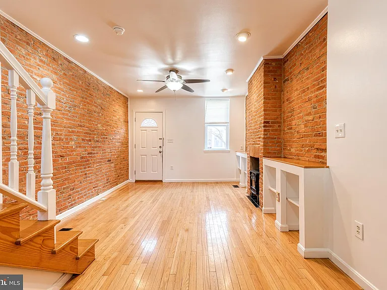 1608 S Hanover St — Photo 4