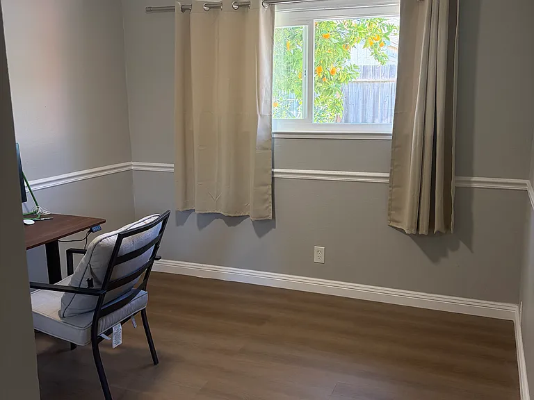 817 Horcajo St — Photo 6