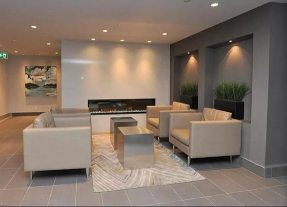 1105 Leger Way — Photo 3