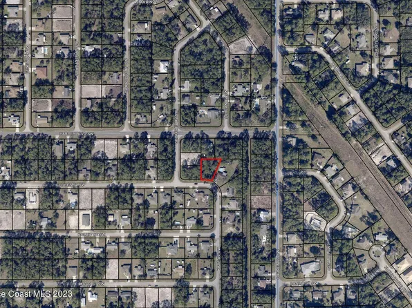 691 Geddes St SW, Palm Bay, FL 32908