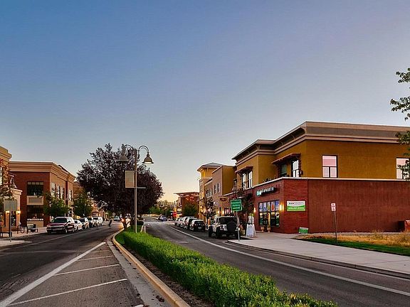 Bown Crossing Shops & Restaurants