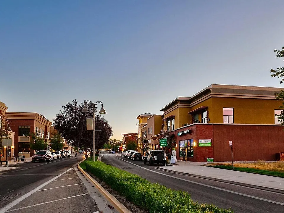 Bown Crossing Shops & Restaurants