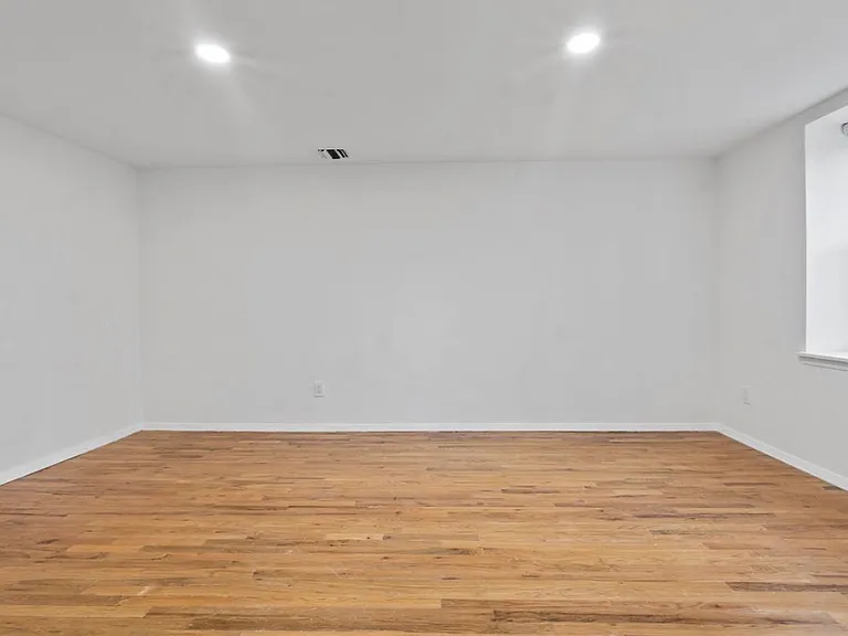 109 Grand Ave #1A — Photo 20