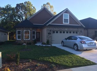 387 Devonshire Ave, Johnson City, TN 37601