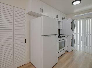536 E Cypress Ave APT 301, Burbank, CA 91501