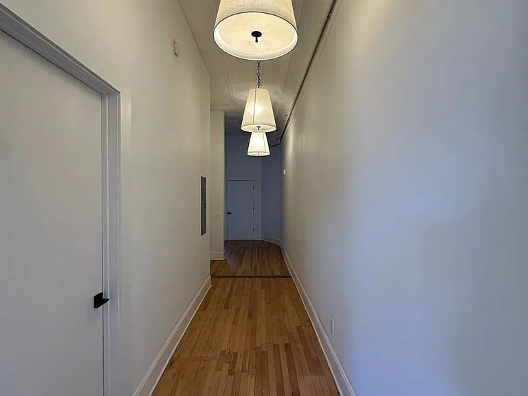 582 Mulberry St — Photo 4