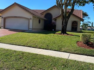 5204 Brian Blvd, Boynton Beach, FL 33472
