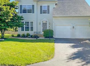 12597 Garry Glen Dr, Bristow, VA 20136