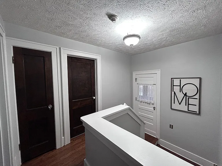4412 Woolworth Ave — Photo 13