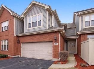 4405 Lainie Cir, Glenview, IL 60026