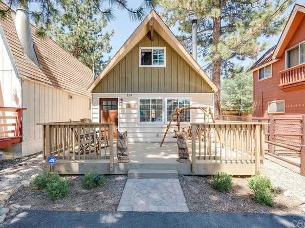 134 Leonard Ln, Sugarloaf, CA 92386