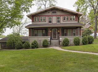 916 Whitewater AVENUE, Fort Atkinson, WI 53538