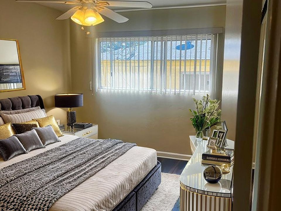 Bedroom (comes unfurnished)