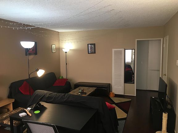 4th image of 1440 S Centinela Ave APT 3