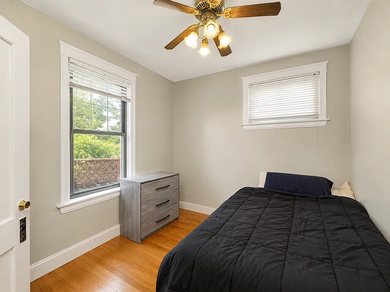 517 Fortune Ave — Photo 12