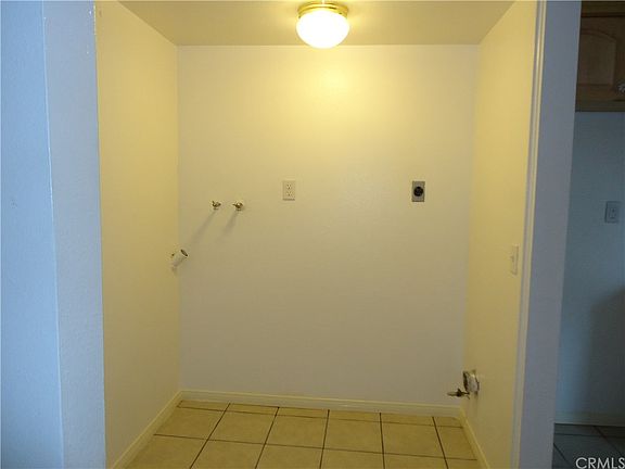 5th image of 1520 Coulston St APT 31