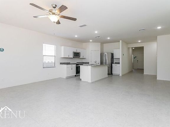 4th image of 35383 W San Capistrano Ave