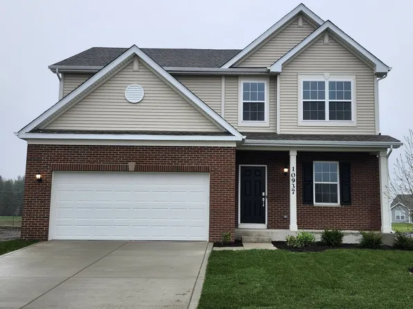 10937 Green Pl, Winfield, IN 46307