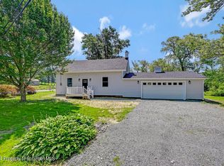 538 Justus Blvd, Olyphant, PA 18447