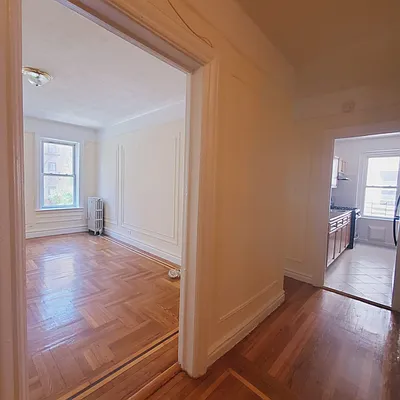 Rented by New York Residence | media 18