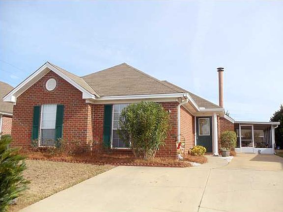 3rd image of 516 Moorfield Ln