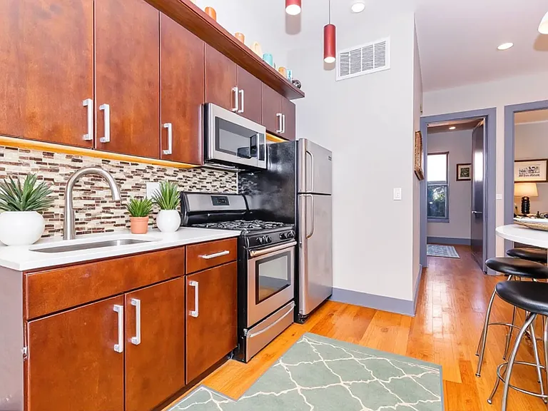 355 Stockton St #1B — Photo 2