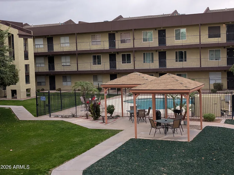 461 W Holmes Ave #311 — Photo 12