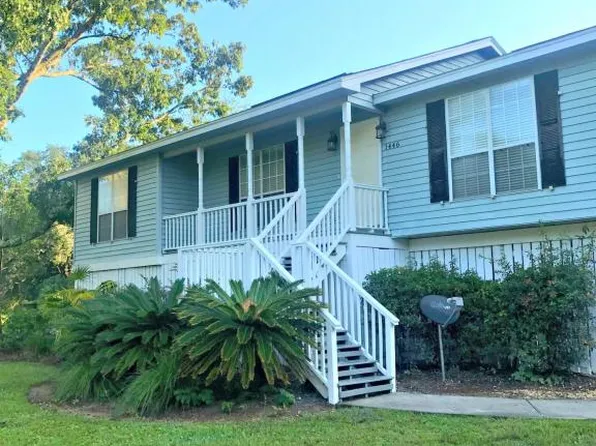 1446 Periwinkle Dr, Mount Pleasant, SC 29466