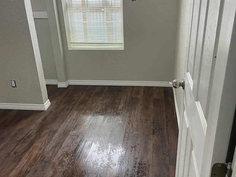 7436 Navigation Blvd #8 — Photo 10