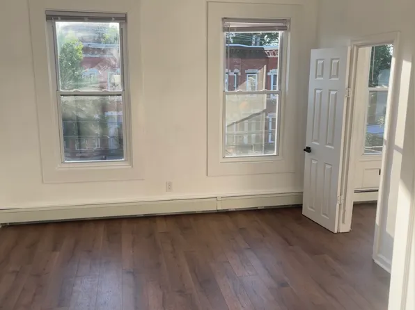 366 Bergen Avenue image 6 of 9