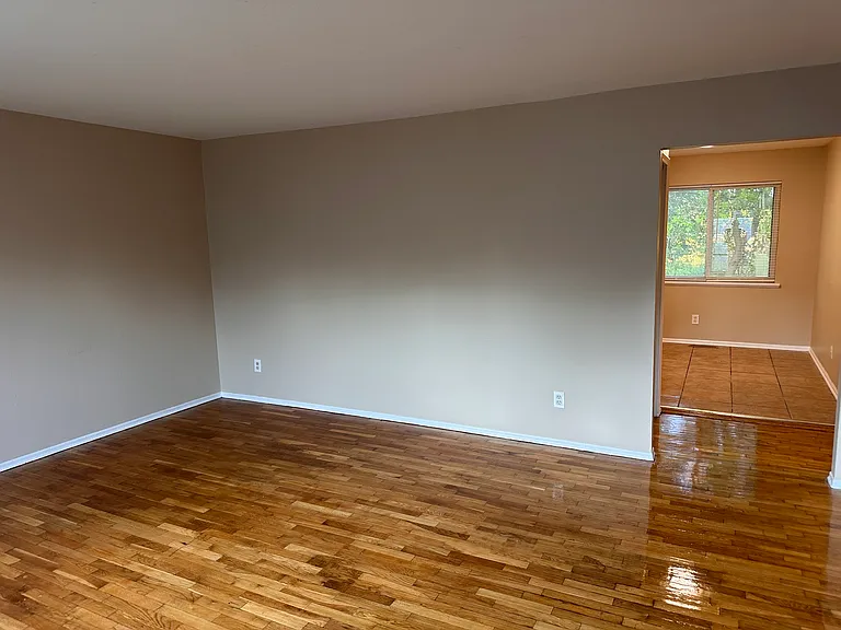 6502 Sally Ct — Photo 8