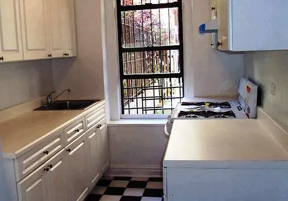 Rented by Goldfarb Properties | media 6