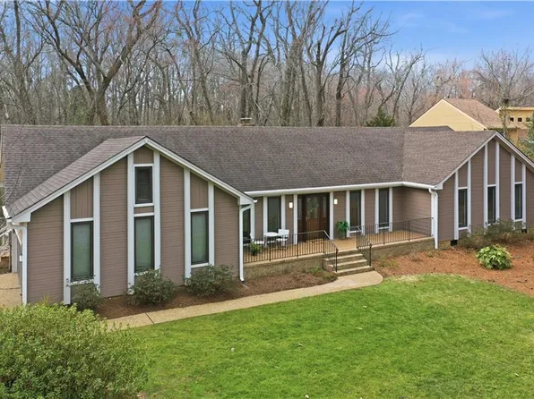 1992 Sandee Cres, Virginia Beach, VA 23454