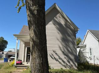 623 S 4th St, Boonville, IN 47601