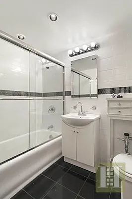 Rented by Halstead Real Estate | media 13