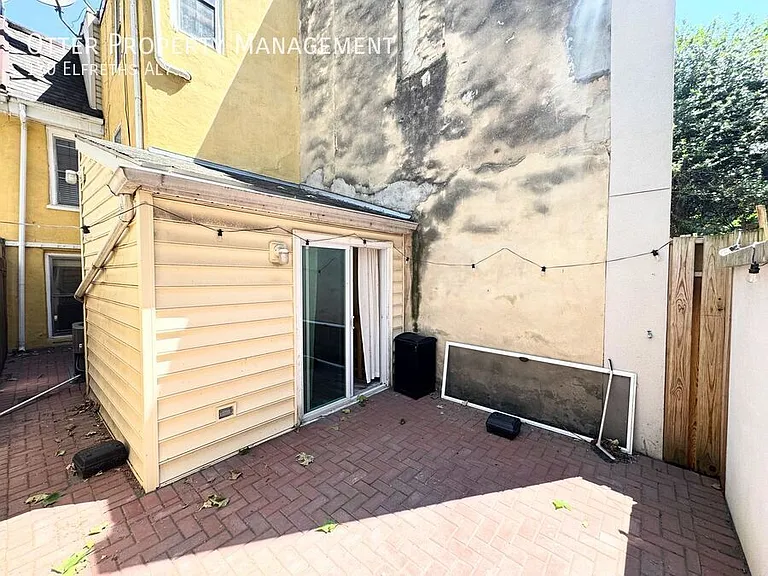 130 Elfreths Aly — Photo 29