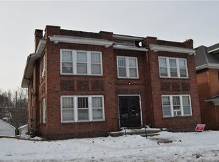 3014 Felix St, Saint Joseph, MO 64501