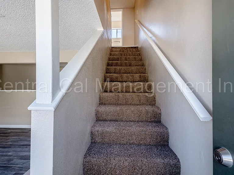 930 Day Ave. — Photo 12