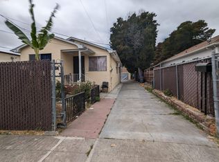 9631 Olive St, Oakland, CA 94603