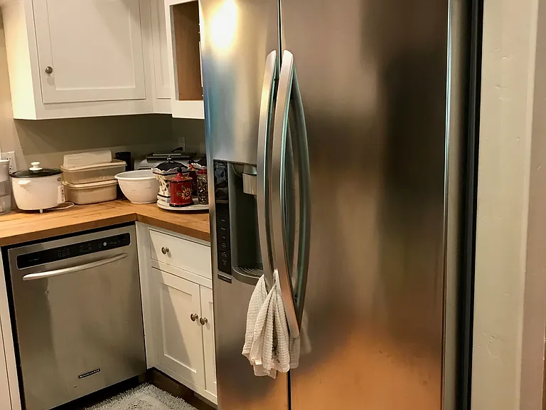 225 Cathedral Dr — Photo 11