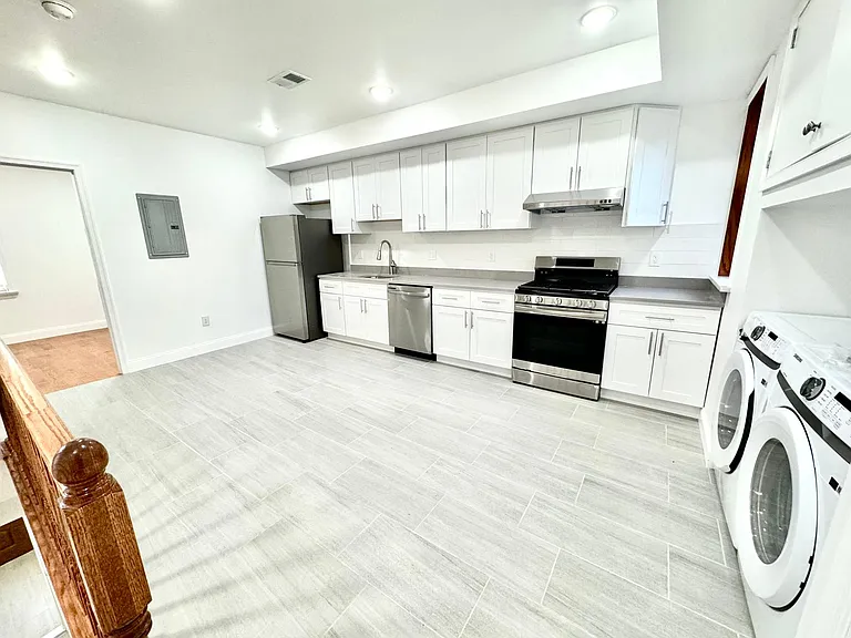 1621 S 5th St #2 — Photo 5