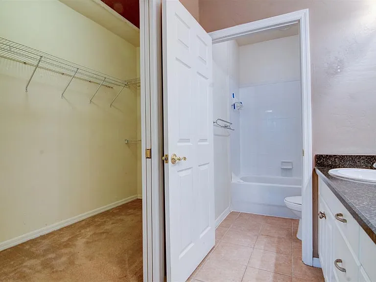 1563 NW 29th Rd #108 — Photo 10