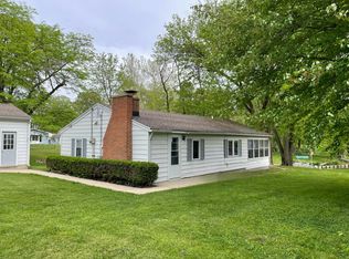 1509 W North Shore Dr, Mahomet, IL
